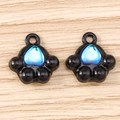 Detail van zwarte kattenpootjes met blauw hart kristal voor DIY-sieraden maken - 5 Stuks / Zwart en Blauw
