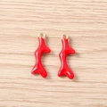 Gepolijste felrode koraalhangers met goudkleurige ring voor sieraden maken - Goud Rood Koraal
