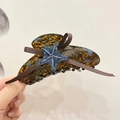 Pince à cheveux motif écaille avec étoile de mer bleue et détail de nœud brun - 10.5cm / Motif Café Bleu