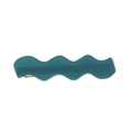 Pinza para el pelo minimalista ondulada de acetato en azul cian mate con base de metal - 6.5cm / Azul Lago