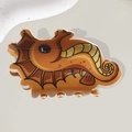 Cute seahorse hair claw clip in warm brown and yellow tones with high-gloss finish - 8.4cm / Seahorse (DZ0173)