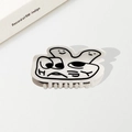 Pinza per capelli creativa in acrilico a forma di pollice con motivo artistico bianco e nero - Stile graffiti viso sorridente (Stile E) / 8.6cm