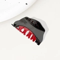 Minimalist black and red contrast glossy hair claw clip for elegant updo hairstyles - Irregular Black Red / 9cm
