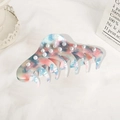 Grande pince à cheveux en acétate marbré bleu pastel ornée de perles blanches chic - 12.3cm / Bleu Pâle