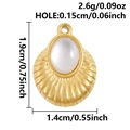 Makroansicht der Maße des 304 Edelstahl Fächeranhängers mit Muschelstruktur und Edelstein - Gold-Weiße Muschel
