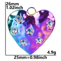 Vista dettagliata del ciondolo a cuore dimensioni 26mm x 25mm in acciaio inox oro - Multicolore