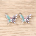 Détails des pendentifs papillon argentés avec strass roses et perles élégantes - Style Fleur et Papillon / 5 Pièces / Noir Argenté