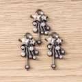 Black Y2K star pendant with pearls and rhinestones for DIY necklace making - Black & White