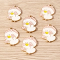 Detailansicht von 6 DIY-Cartoon-Entenanhängern mit rosa Schleifen für Schmuckherstellung - 10er Pack / Make-up Ente
