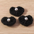 Trois breloques cœurs en tricot noir avec perle pour projets de bijoux DIY - Forme de Cœur / Lot de 10 / Coeur Noir