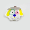 Niedliche Hunde-Haarklammer aus perlmuttweißem Marmor-Acetat mit bunten Details - 7.5cm / Gelber Hund