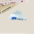 Pinza per capelli a forma di delfino blu perlato con dettaglio in strass luminoso - 9cm / Delfino Blu Chiaro
