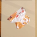 Cute calico cat claw clip in acrylic with warm white orange and brown pattern - Cat 5.9CM (DZ0374)