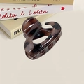 Tortoiseshell resin hair claw clip in dark brown and amber colors with a glossy finish - Pumpkin Style / 5.8cm / Gray
