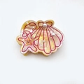 Pinza de acetato para el pelo con conchas marinas y estrellas con perlas - 8.2cm / Naranja