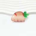 Pince à cheveux mignonne en forme de fraise en acrylique translucide rose et vert - Carotte (5.2cm)