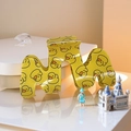 Grande pince à cheveux jaune avec motif de canard mignon et design ondulé - Forme M 9cm
