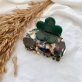 Molla per capelli francese in acetato con fiore verde scuro e motivo marmorizzato - Verde Scuro Floreale