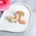 Elegant marble pink and yellow acetate hair claw clip with large pearl accent - Pink Green (6cm)