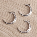 Zilveren halve maan hangers met to the moon and back gravure en dubbele ringen - Zilver