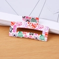 Pince à cheveux rectangulaire avec oursons colorés et motifs de fête pour femmes - 8.3 Fond Blanc Cadeau & Feu d'Artifice