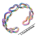 Detailweergave van de 1,7 cm binnendiameter van de regenboog hartring van edelstaal - Regenboog