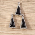 Macro detail of triangle crystal pendants with black stones and silver rhinestone borders - 10 Pieces Pack / Silver Black