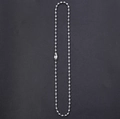 Gepolijste zilveren kralenketting met cilindrische sluiting in minimalistische stijl - 4mm / Zilver