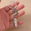 Dettaglio portachiavi vintage in argento con luna e ciondolo a pilastro esagonale turchese - Turchese Bianco