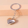 Polierter silberner Herz-Schlüsselanhänger aus Metall mit klassischem Ring und Gliederkette - Silber