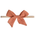 Baby elastic headband with a rust red double-layered bow made of breathable linen fabric - Brown Cotton Linen Bowknot (MB157)
