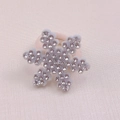Ciondolo a fiocco di neve con strass brillanti su elastico rosa chiaro - Fiocco d'Argento (MT029)