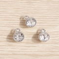 Tres colgantes redondos de cristal de lujo con base de metal plateado para joyas DIY - Plateado