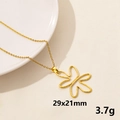Collana in acciaio inossidabile dorato con un ciondolo floreale astratto 29x21mm e finitura testurizzata - 29x21mm / Stile Fiore Cavo Oro (S1065-G+N22-G)
