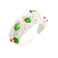 Détail du serre-tête en satin blanc avec fleurs 3D, perles et décorations de Noël - Blanc Noël