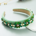 Cerchietto barocco verde menta in velluto con strass floreali e perle da donna - Verde