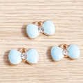 Tres colgantes de lazo en esmalte azul claro con cristal y aros dorados para bricolaje - Azul