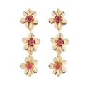 Schicke vergoldete Blumen-Ohrhänger mit rosa Kristallen und dreistufigem Blüten-Design - Rosenrot