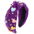 Détail du bandeau torsadé violet avec cœurs en résine colorés, perles et strass - Violet