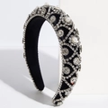 Cerchietto scintillante con strass e perle su velluto nero per feste eleganti - Bianco