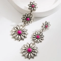 Detail of vintage silver triple daisy drop earrings with pink turquoise stones - Triple Flower Dangle (Z1998-B) / Rose Red