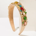 Dettaglio di un cerchietto barocco largo con strass multicolore e gemme brillanti - Marrone Multicolore