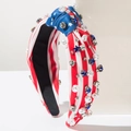 Détail du serre-tête drapeau USA avec perles cousues main, strass et cristaux étoiles bleus - Rouge Bleu Patchwork