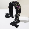 Cerchietto intrecciato nero fatto a mano con farfalla di strass e lunghe nappe di perline - Viola