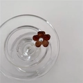 Mini amberkleurige bloem haarklem met parel in een Koreaanse minimalistische stijl - Bruine Bloem met Parel