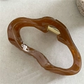 Pinza per capelli marrone lucida a forma di nuvola con design a onde e molla dorata - Nuvola Caffè Marrone