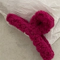 Pinza per capelli in peluche fucsia in lana d'agnello per acconciature autunno e inverno - Rosa Rosso