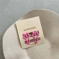 Detail of pink star-shaped metal hair clips on beige display card in ceramic plate - A3.2 Deep Rose Red (star Clip) Jx-b187