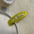 Minimalistische BB-Haarklammer aus limettengrünem Acetat in ovaler Form - Gelb & Grün
