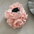 Molla per capelli con fiori di pizzo rosa, ricami e base a clip in plastica nera - Pinza a Fiore in Pizzo Ricamato Rosa (H8.1)